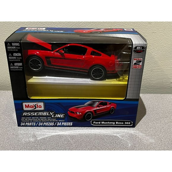 Maisto Other - Maisto Assembly Line RED FORD MUSTANG BOSS 302 Diecast SEALED Model Kit 1:24